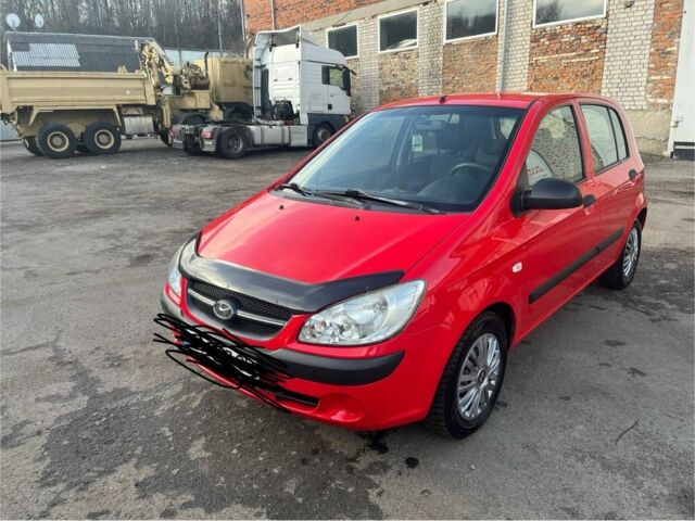 Червоний Хендай Гетц, об'ємом двигуна 1.1 л та пробігом 174 тис. км за 3900 $, фото 1 на Automoto.ua