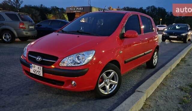 Красный Хендай Гетц, объемом двигателя 1.6 л и пробегом 120 тыс. км за 6700 $, фото 1 на Automoto.ua