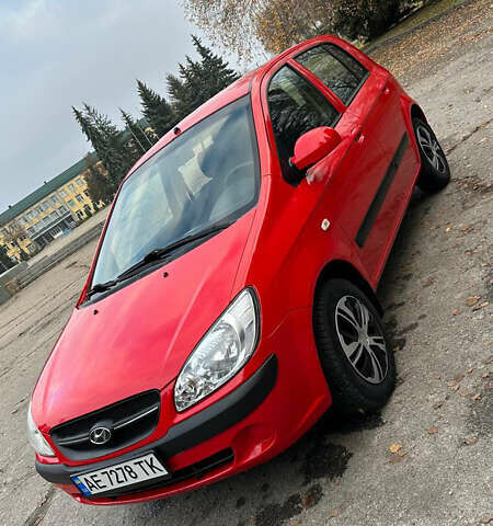Червоний Хендай Гетц, об'ємом двигуна 1.4 л та пробігом 86 тис. км за 6500 $, фото 1 на Automoto.ua