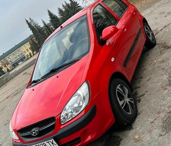Червоний Хендай Гетц, об'ємом двигуна 1.4 л та пробігом 86 тис. км за 6700 $, фото 1 на Automoto.ua
