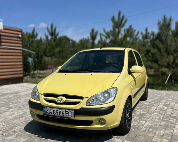Жовтий Хендай Гетц, об'ємом двигуна 1.6 л та пробігом 214 тис. км за 3400 $, фото 1 на Automoto.ua