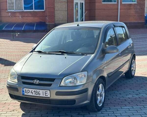 Серый Хендай Гетц, объемом двигателя 1.1 л и пробегом 190 тыс. км за 2750 $, фото 1 на Automoto.ua