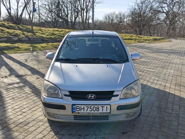 Серый Хендай Гетц, объемом двигателя 1.6 л и пробегом 136 тыс. км за 3300 $, фото 1 на Automoto.ua