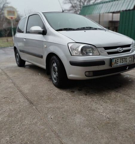 Серый Хендай Гетц, объемом двигателя 1.34 л и пробегом 255 тыс. км за 3200 $, фото 1 на Automoto.ua