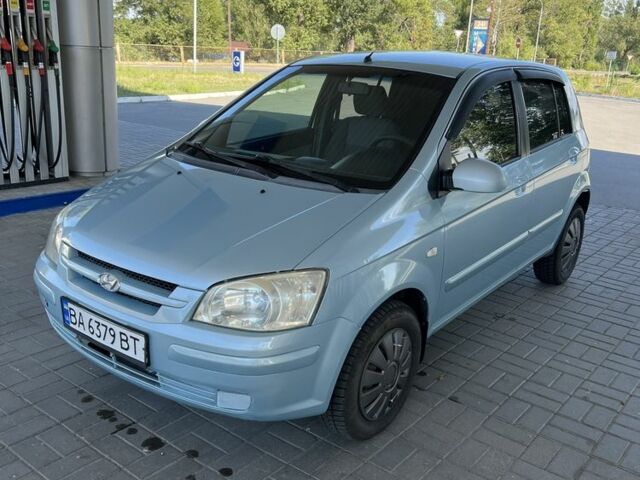 Серый Хендай Гетц, объемом двигателя 1.3 л и пробегом 270 тыс. км за 3100 $, фото 1 на Automoto.ua