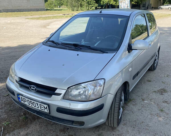 Хендай Гетц 2004 в Запорожье на Automoto.ua Серый Хендай Гетц, объемом двигателя 1.34 л и пробегом 400 тыс. км за 3000 $, фото 1 на Automoto.ua