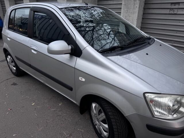 Серый Хендай Гетц, объемом двигателя 1.3 л и пробегом 215 тыс. км за 3900 $, фото 1 на Automoto.ua