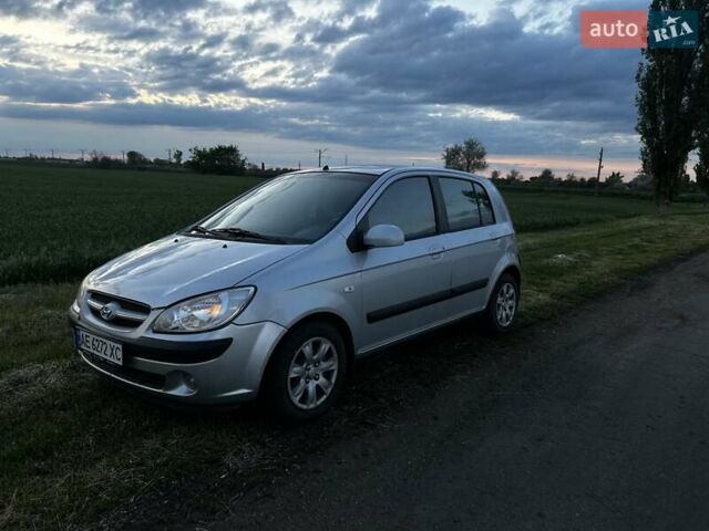 Серый Хендай Гетц, объемом двигателя 1.4 л и пробегом 225 тыс. км за 4200 $, фото 1 на Automoto.ua