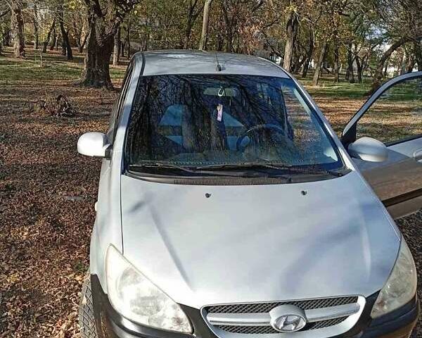 Сірий Хендай Гетц, об'ємом двигуна 1.1 л та пробігом 165 тис. км за 4000 $, фото 1 на Automoto.ua