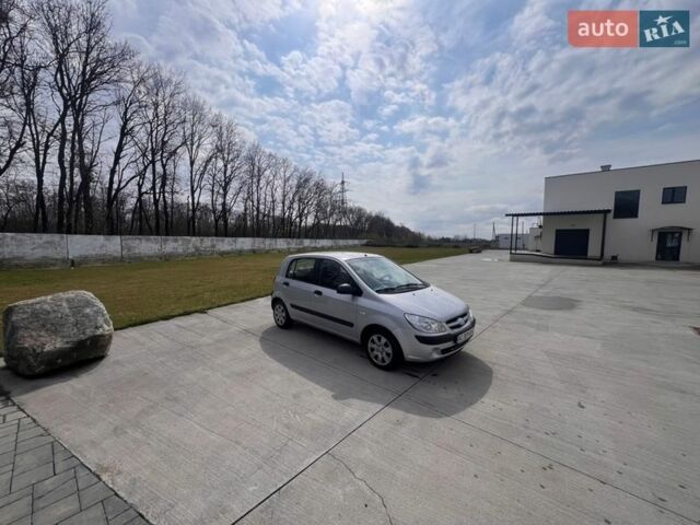 Серый Хендай Гетц, объемом двигателя 1.09 л и пробегом 236 тыс. км за 2999 $, фото 1 на Automoto.ua