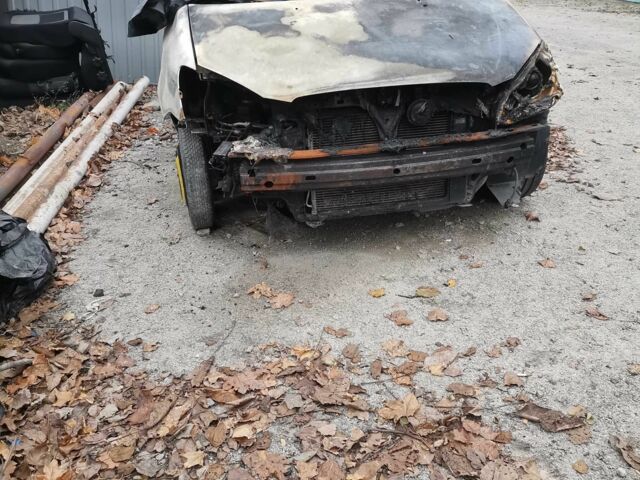 Серый Хендай Гетц, объемом двигателя 1.6 л и пробегом 220 тыс. км за 2000 $, фото 1 на Automoto.ua