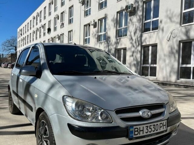 Серый Хендай Гетц, объемом двигателя 1.4 л и пробегом 157 тыс. км за 4500 $, фото 1 на Automoto.ua