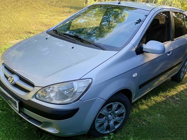 Серый Хендай Гетц, объемом двигателя 1.4 л и пробегом 130 тыс. км за 4800 $, фото 1 на Automoto.ua