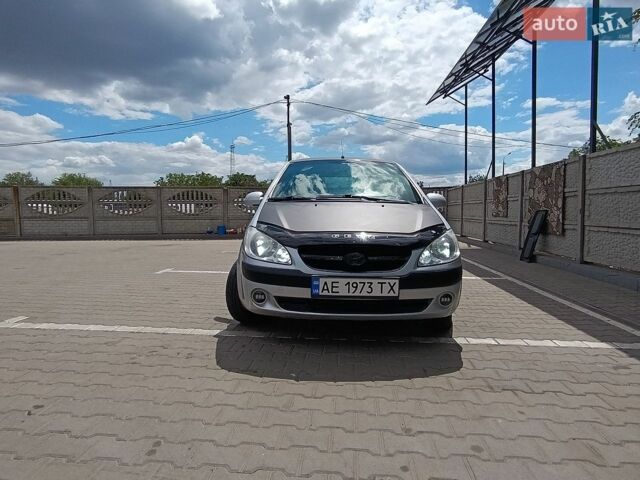 Серый Хендай Гетц, объемом двигателя 1.4 л и пробегом 136 тыс. км за 5500 $, фото 1 на Automoto.ua