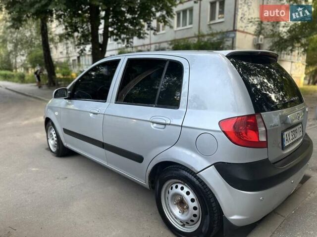 Серый Хендай Гетц, объемом двигателя 1.6 л и пробегом 204 тыс. км за 4650 $, фото 1 на Automoto.ua