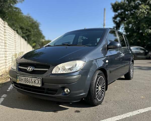 Серый Хендай Гетц, объемом двигателя 1.4 л и пробегом 124 тыс. км за 5600 $, фото 1 на Automoto.ua