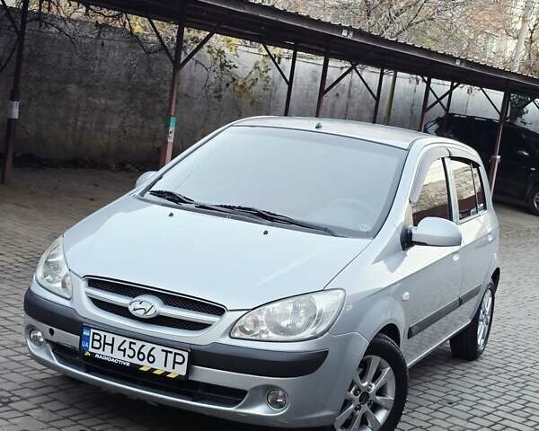 Серый Хендай Гетц, объемом двигателя 1.4 л и пробегом 222 тыс. км за 5700 $, фото 1 на Automoto.ua