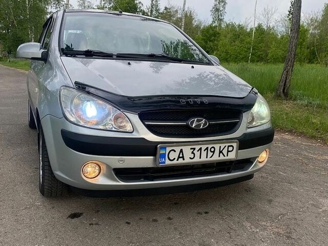Серый Хендай Гетц, объемом двигателя 1.4 л и пробегом 147 тыс. км за 5900 $, фото 1 на Automoto.ua