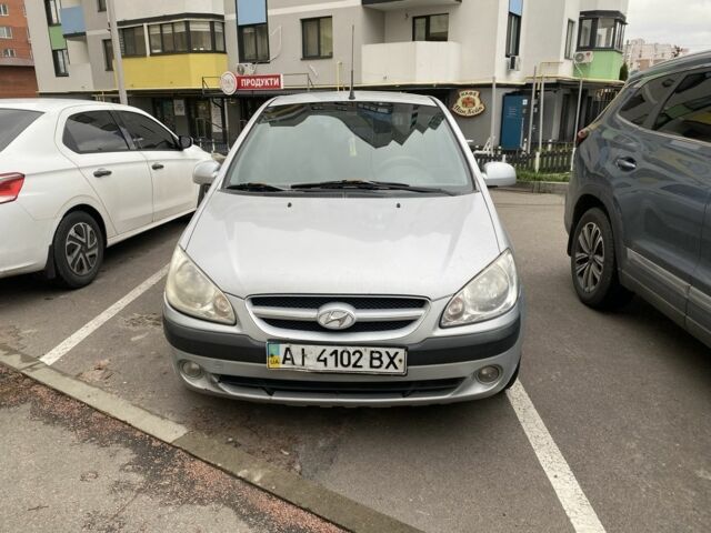 Серый Хендай Гетц, объемом двигателя 1.4 л и пробегом 300 тыс. км за 2600 $, фото 1 на Automoto.ua