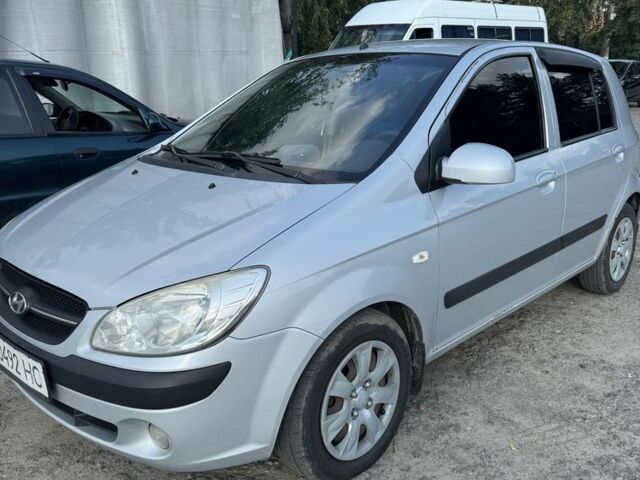 Серый Хендай Гетц, объемом двигателя 1.4 л и пробегом 240 тыс. км за 2800 $, фото 1 на Automoto.ua