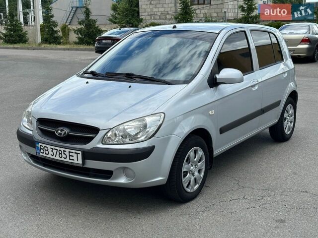 Серый Хендай Гетц, объемом двигателя 1.4 л и пробегом 145 тыс. км за 5400 $, фото 1 на Automoto.ua