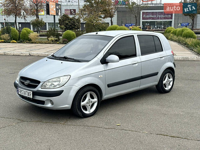 Сірий Хендай Гетц, об'ємом двигуна 1.4 л та пробігом 173 тис. км за 5200 $, фото 1 на Automoto.ua