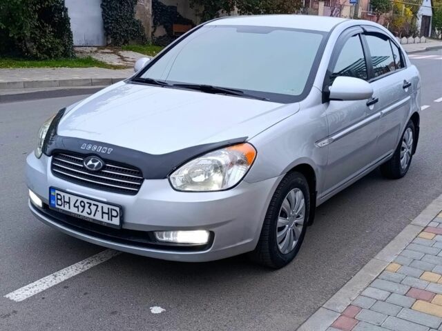 Серый Хендай Гетц, объемом двигателя 1.4 л и пробегом 179 тыс. км за 5300 $, фото 1 на Automoto.ua