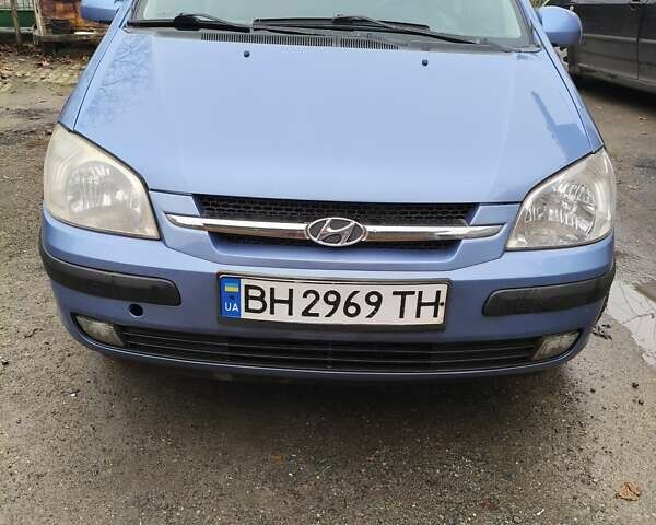 Синий Хендай Гетц, объемом двигателя 1.3 л и пробегом 317 тыс. км за 3800 $, фото 1 на Automoto.ua