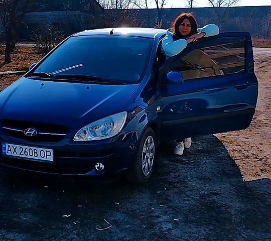 Синий Хендай Гетц, объемом двигателя 1.1 л и пробегом 260 тыс. км за 4800 $, фото 1 на Automoto.ua