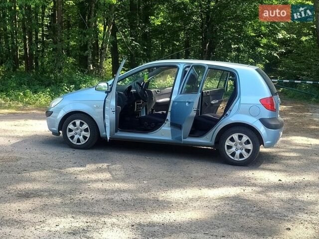 Синий Хендай Гетц, объемом двигателя 1.4 л и пробегом 209 тыс. км за 3800 $, фото 1 на Automoto.ua