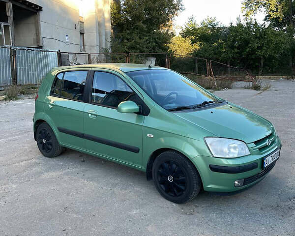 Зеленый Хендай Гетц, объемом двигателя 1.6 л и пробегом 94 тыс. км за 4800 $, фото 1 на Automoto.ua