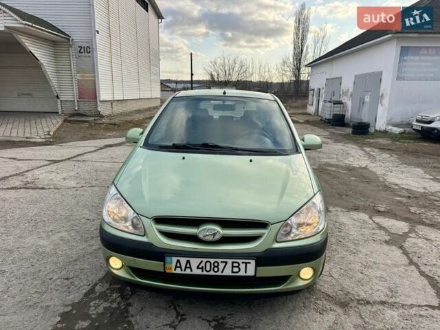 Зеленый Хендай Гетц, объемом двигателя 1.4 л и пробегом 255 тыс. км за 4900 $, фото 1 на Automoto.ua