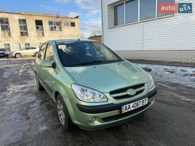 Зеленый Хендай Гетц, объемом двигателя 1.4 л и пробегом 250 тыс. км за 4900 $, фото 1 на Automoto.ua