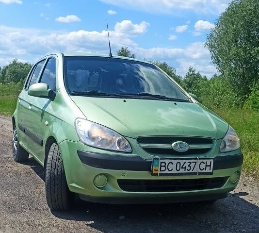 Зеленый Хендай Гетц, объемом двигателя 1 л и пробегом 290 тыс. км за 2850 $, фото 1 на Automoto.ua