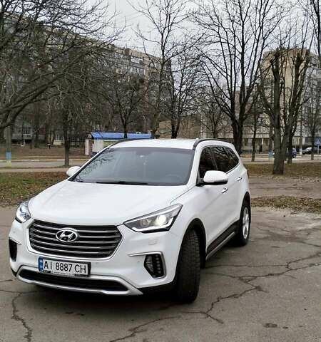 Білий Хендай Гранд Санта Фє, об'ємом двигуна 2.2 л та пробігом 205 тис. км за 23500 $, фото 1 на Automoto.ua