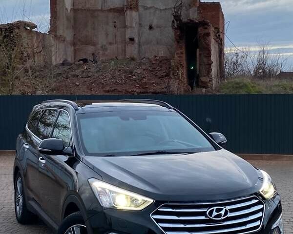 Черный Хендай Гранд Санта Фе, объемом двигателя 2.2 л и пробегом 166 тыс. км за 21150 $, фото 1 на Automoto.ua