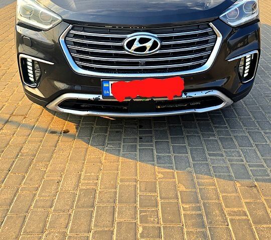 Хендай Гранд Санта Фе, объемом двигателя 2.2 л и пробегом 125 тыс. км за 28500 $, фото 1 на Automoto.ua