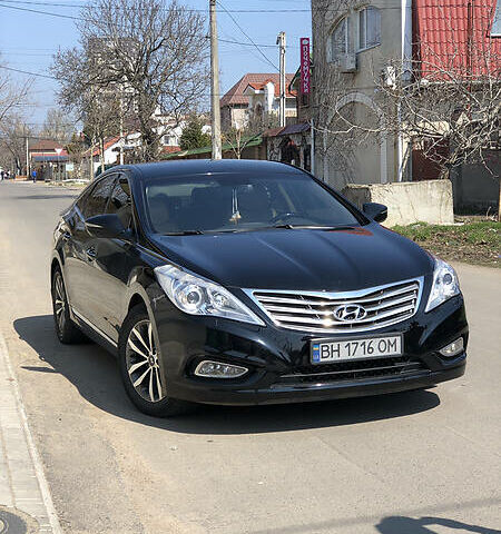 Чорний Хендай Грандер, об'ємом двигуна 3 л та пробігом 87 тис. км за 13900 $, фото 1 на Automoto.ua