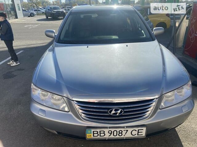 Сірий Хендай Грандер, об'ємом двигуна 3.3 л та пробігом 235 тис. км за 8999 $, фото 1 на Automoto.ua