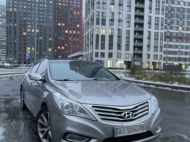 Серый Хендай Грандер, объемом двигателя 3 л и пробегом 203 тыс. км за 10200 $, фото 1 на Automoto.ua