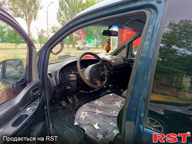 Хендай Н 200 пасс., объемом двигателя 2.5 л и пробегом 0 тыс. км за 3580 $, фото 1 на Automoto.ua