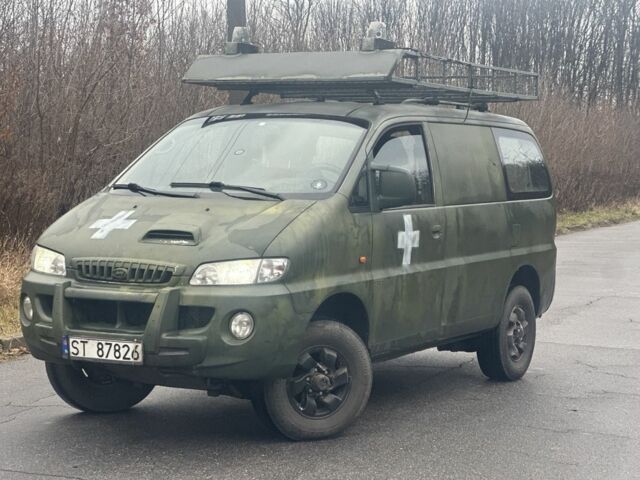 Зеленый Хендай Н1 (Старекс), объемом двигателя 2.5 л и пробегом 223 тыс. км за 4700 $, фото 1 на Automoto.ua
