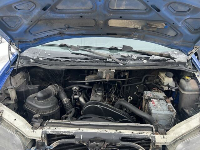 Синій Хендай Н 100, об'ємом двигуна 2.5 л та пробігом 340 тис. км за 3500 $, фото 1 на Automoto.ua