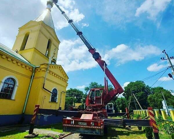 Белый Хендай НД 120, объемом двигателя 6 л и пробегом 120 тыс. км за 58000 $, фото 1 на Automoto.ua