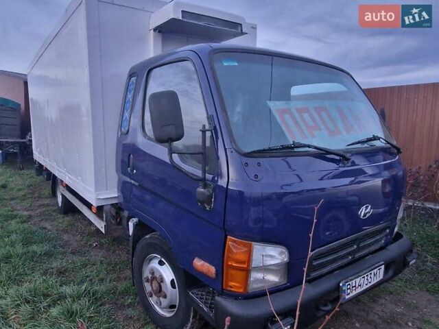 Синій Хендай НД 72, об'ємом двигуна 3.9 л та пробігом 380 тис. км за 5000 $, фото 1 на Automoto.ua