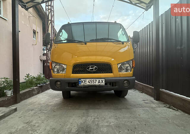 Жовтий Хендай НД 78, об'ємом двигуна 3.91 л та пробігом 238 тис. км за 22500 $, фото 1 на Automoto.ua