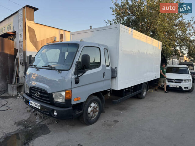 Серый Хендай НД 78, объемом двигателя 3.91 л и пробегом 400 тыс. км за 9000 $, фото 1 на Automoto.ua