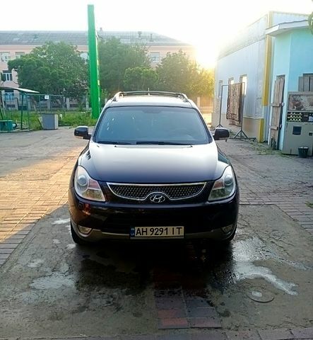 Коричневий Хендай ЛХ55, об'ємом двигуна 3 л та пробігом 272 тис. км за 10500 $, фото 1 на Automoto.ua