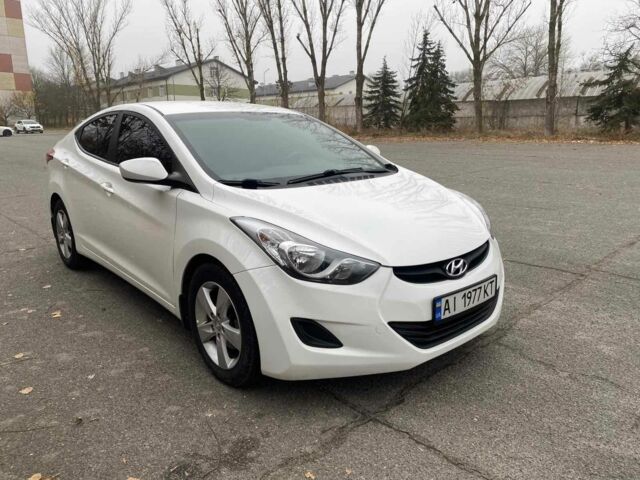 Белый Хендай Лантра, объемом двигателя 1.8 л и пробегом 166 тыс. км за 8850 $, фото 1 на Automoto.ua