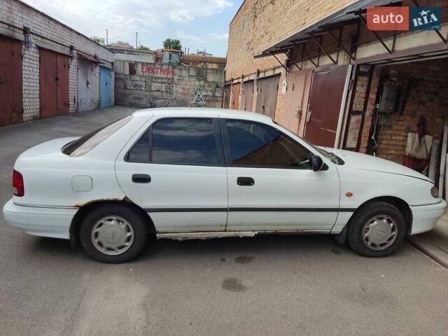 Хендай Лантра, объемом двигателя 1.5 л и пробегом 143 тыс. км за 1600 $, фото 1 на Automoto.ua